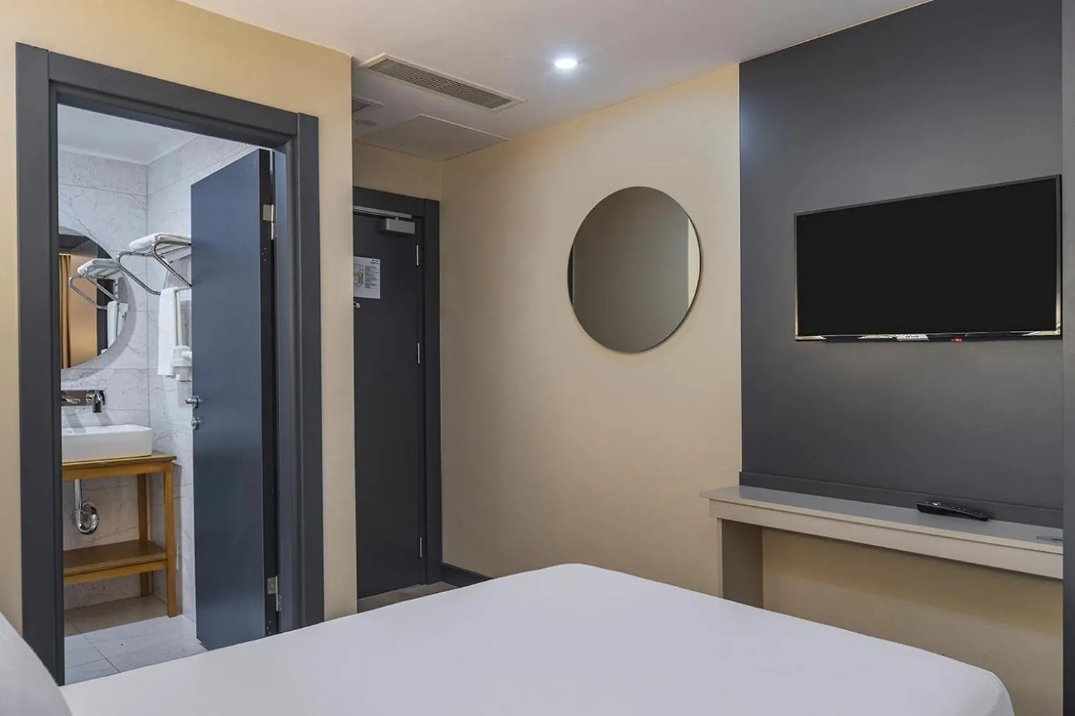 Garner Hotel Istanbul - Airport Arnavutkoy 0*,  Turkey