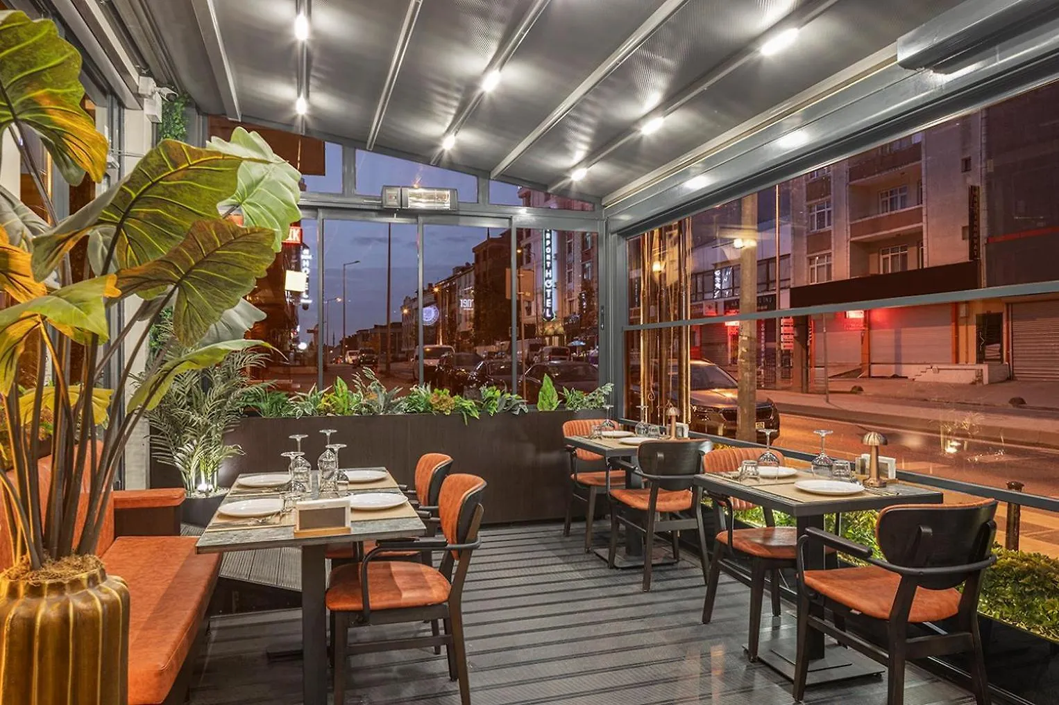 Garner Hotel Istanbul - Airport Arnavutkoy טורקיה