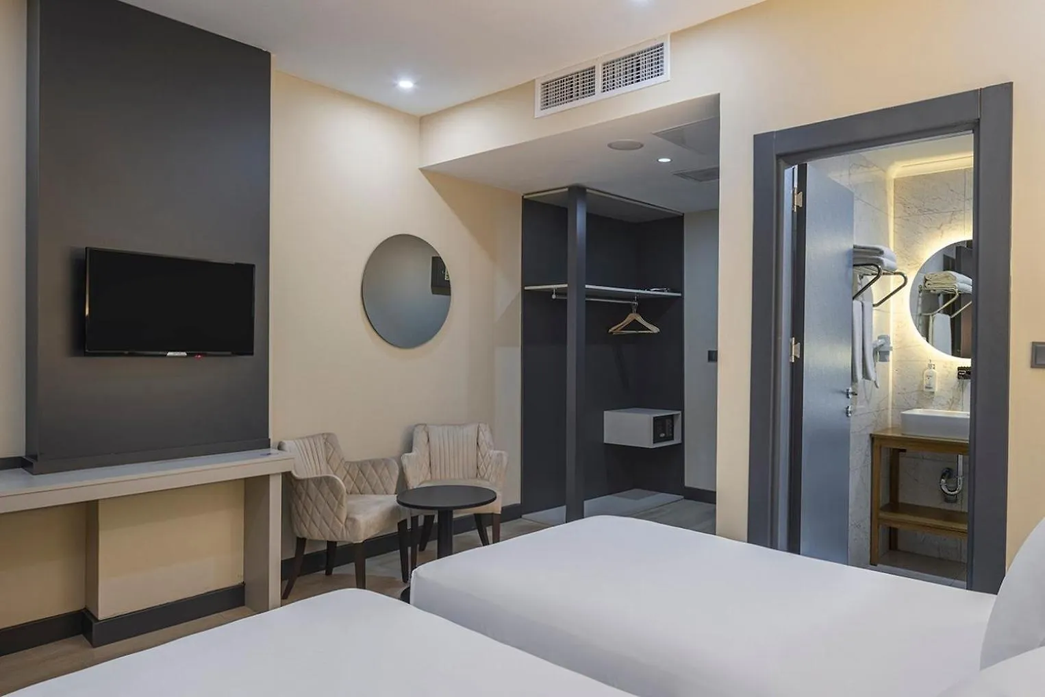 אתר נופש Garner Hotel Istanbul - Airport Arnavutkoy