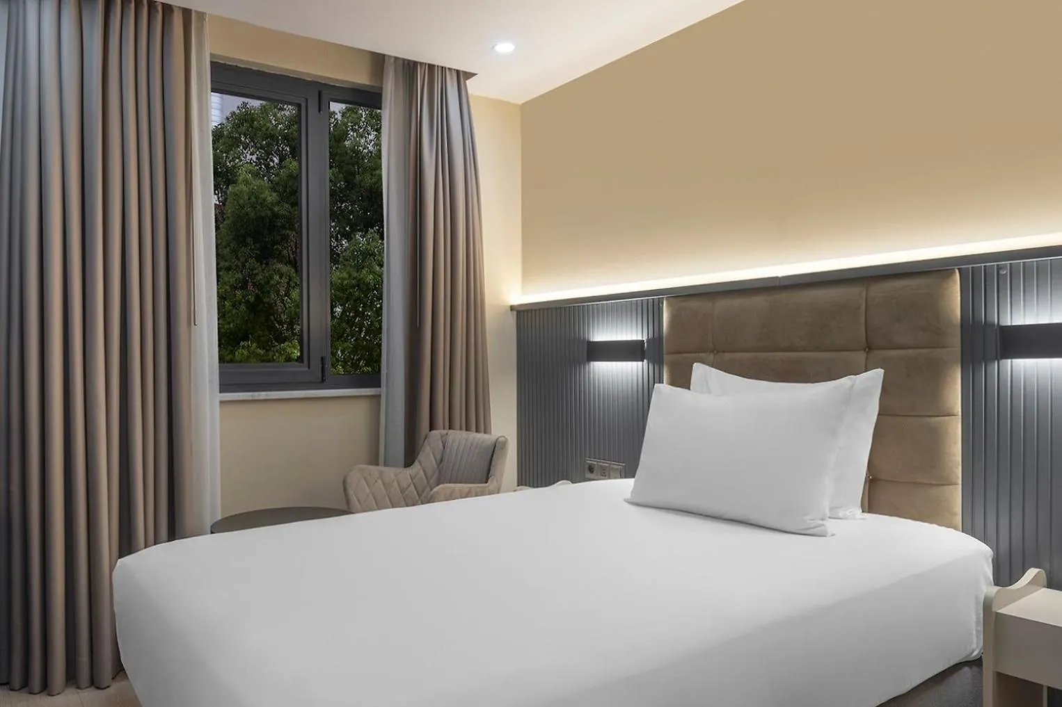 Garner Hotel Istanbul - Airport Arnavutkoy 0*,